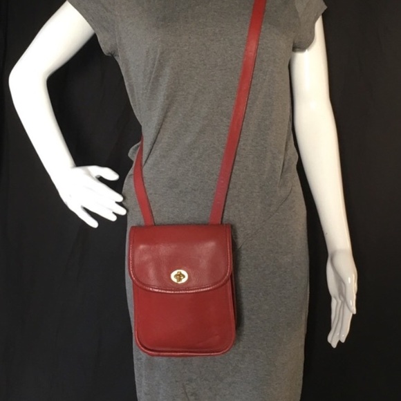 Coach Handbags - Vintage Red Leather Coach 9978 Sidepack Bag